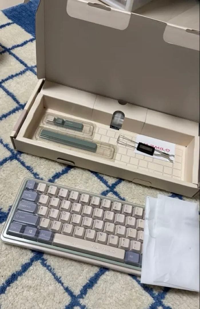 Varmilo minilo 75% ゲーミングキーボード gateron赤軸
