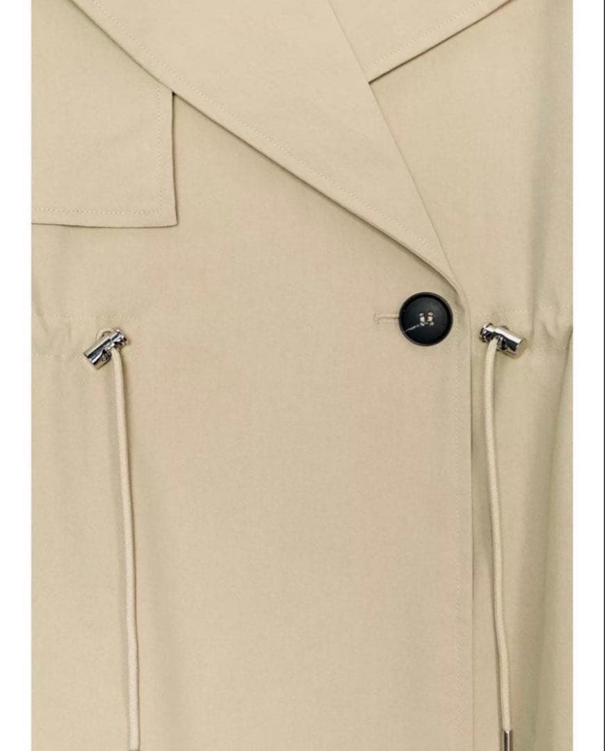 【完売品】ZARA 調節可能なウエスト ショートトレンチコート Mサイズ　新品