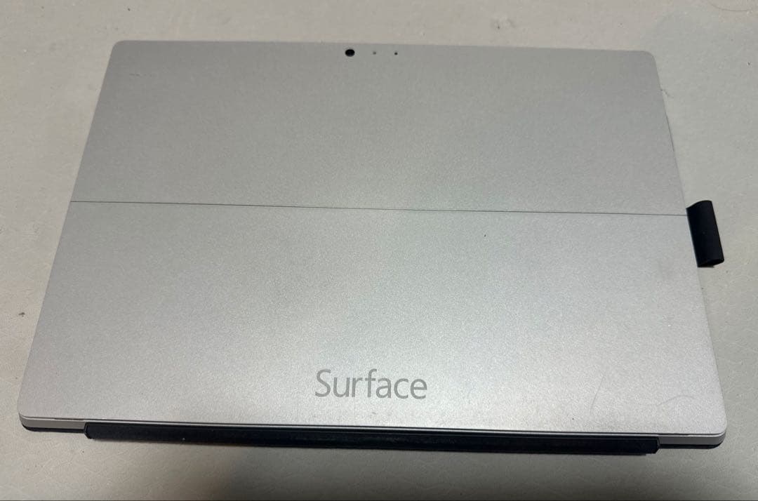 d*t様 Surface Pro 3 Core i3 タイプカバー付 バッテリー