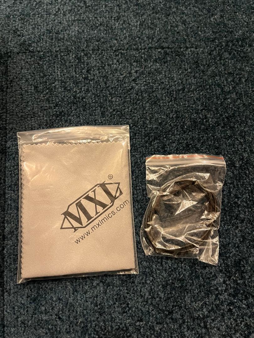MXL V67g-HEコンデンサーマイク