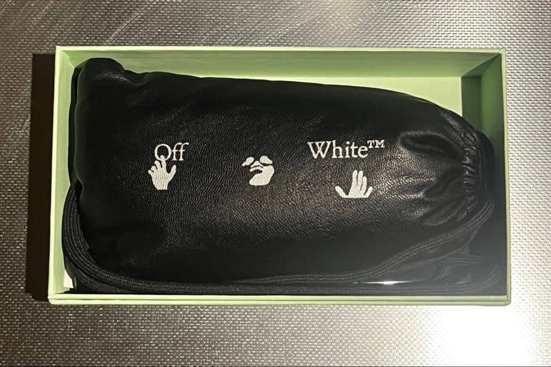 off-white cady sunglasses オフホワイト