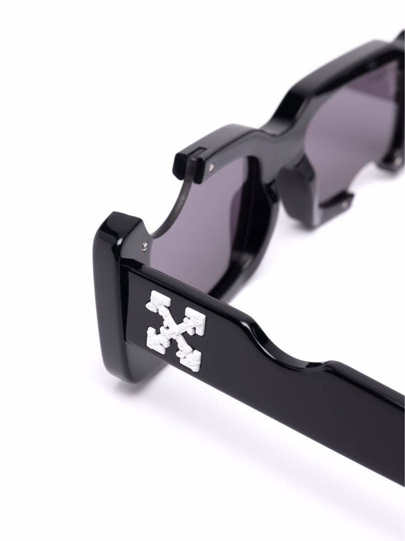 off-white cady sunglasses オフホワイト