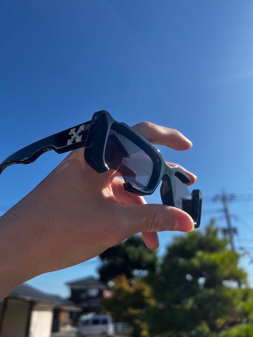 off-white cady sunglasses オフホワイト
