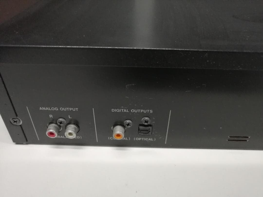 TASCAM CD-200i 業務用CDプレーヤー 2U