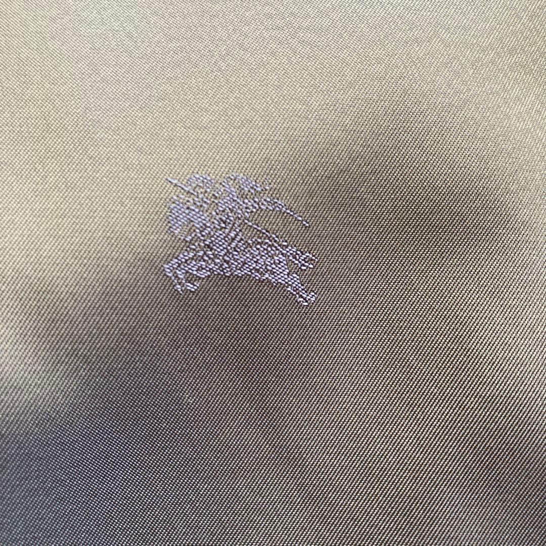 Burberry 紺色　テーラードジャケット ダブルボタン　⚠️ネーム刺繍あり