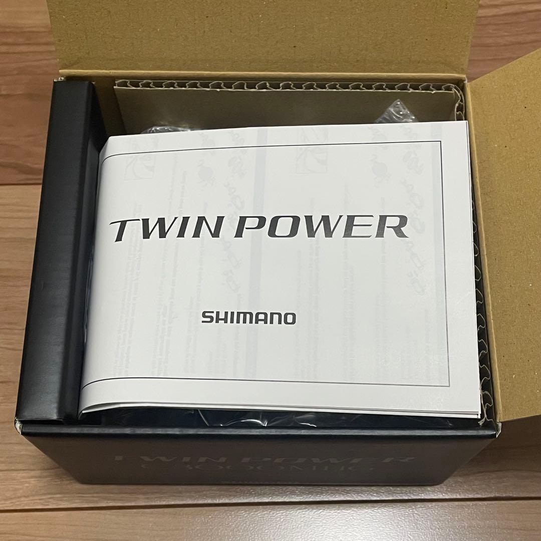 SHIMANO TWIN POWER C3000MHG スピニングリール