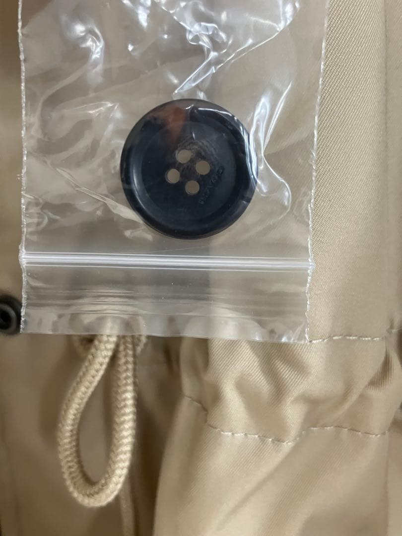 春先に　新品　COACH トレンチコート　XS タグ付き