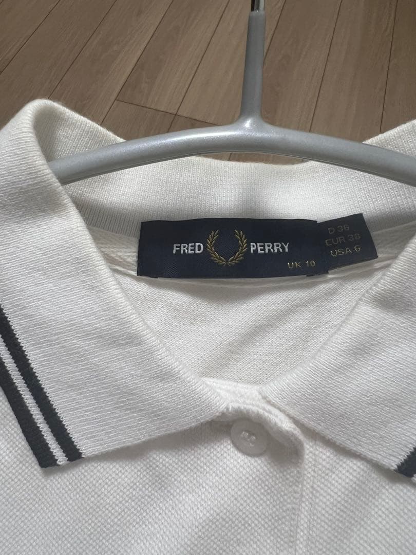 FRED PERRY ホワイト ポロシャツ UK 10