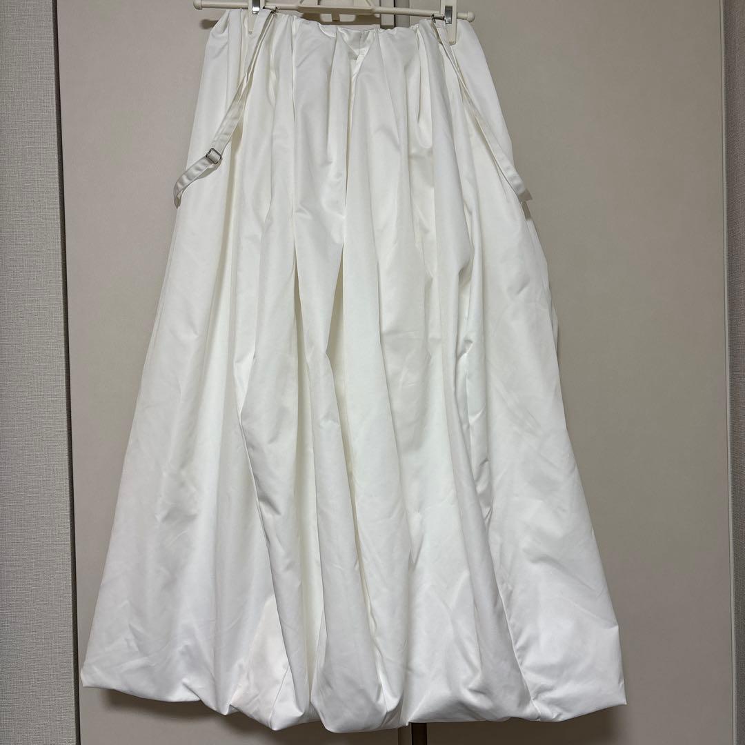 【新品】un number バルーンスカート　ホワイト