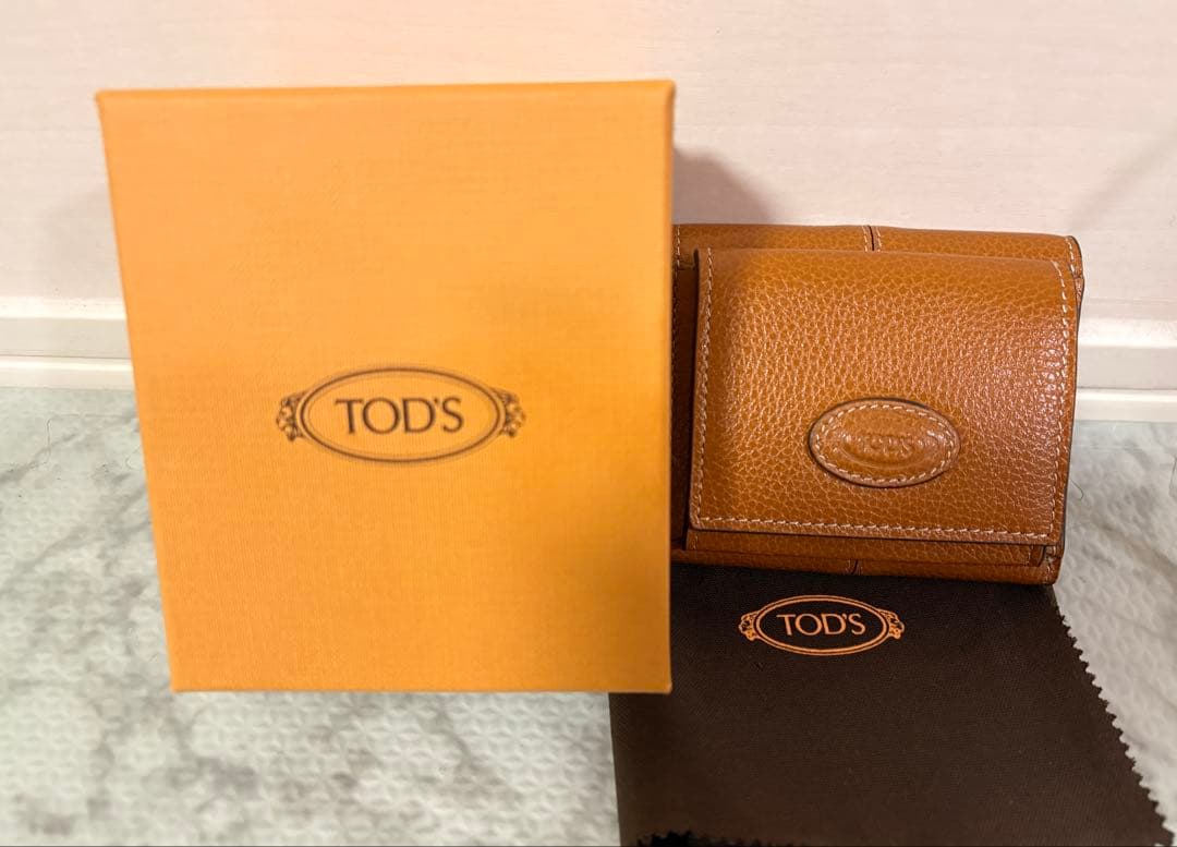 【新品未使用品】 TOD'S トッズ 三つ折り財布 ブラウン