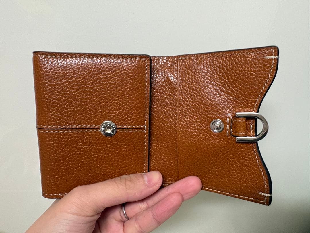 【新品未使用品】 TOD'S トッズ 三つ折り財布 ブラウン