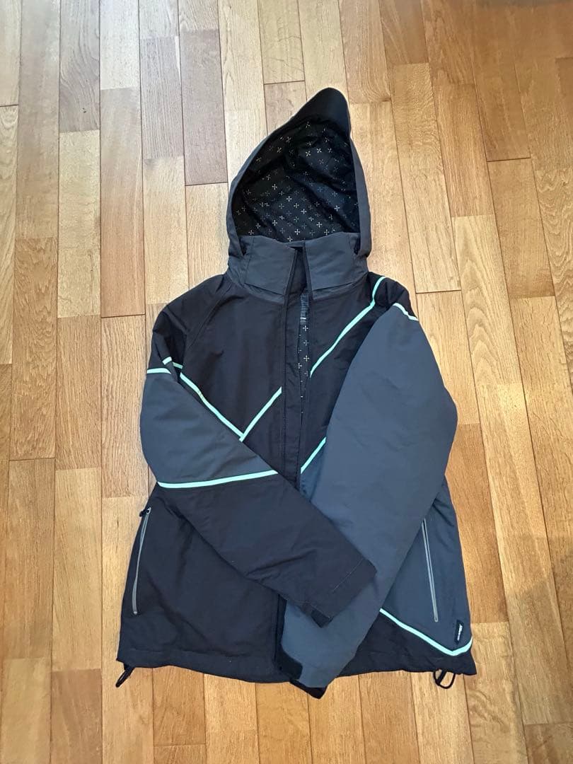 NEOELEMENTS スノボウエア上下　美品