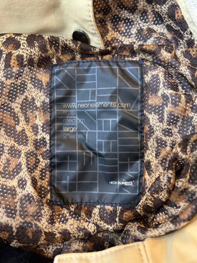 NEOELEMENTS スノボウエア上下　美品