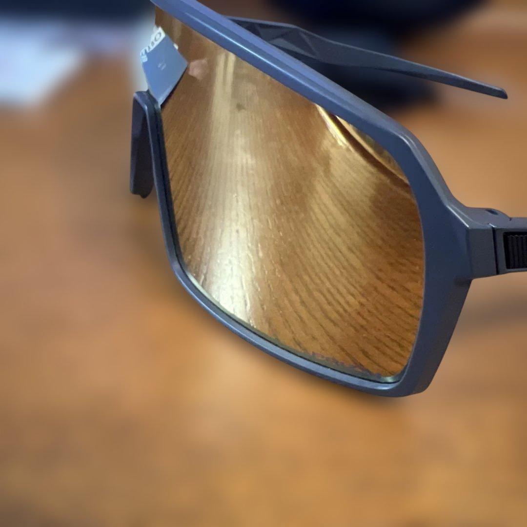 ほぼ未使用　OAKLEY SUTRO PRIZM オークリー　スートロ　ゴールド