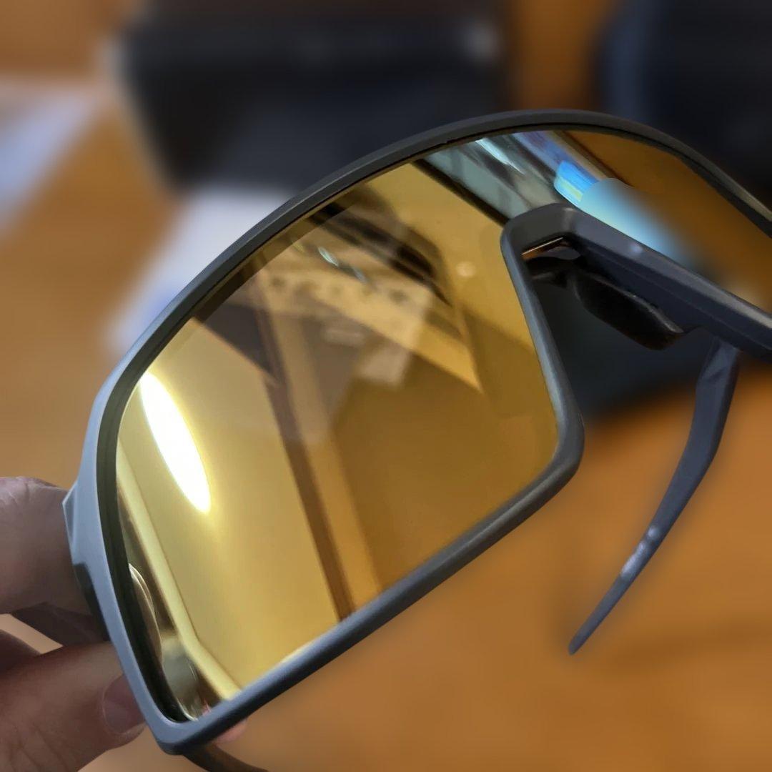 ほぼ未使用　OAKLEY SUTRO PRIZM オークリー　スートロ　ゴールド