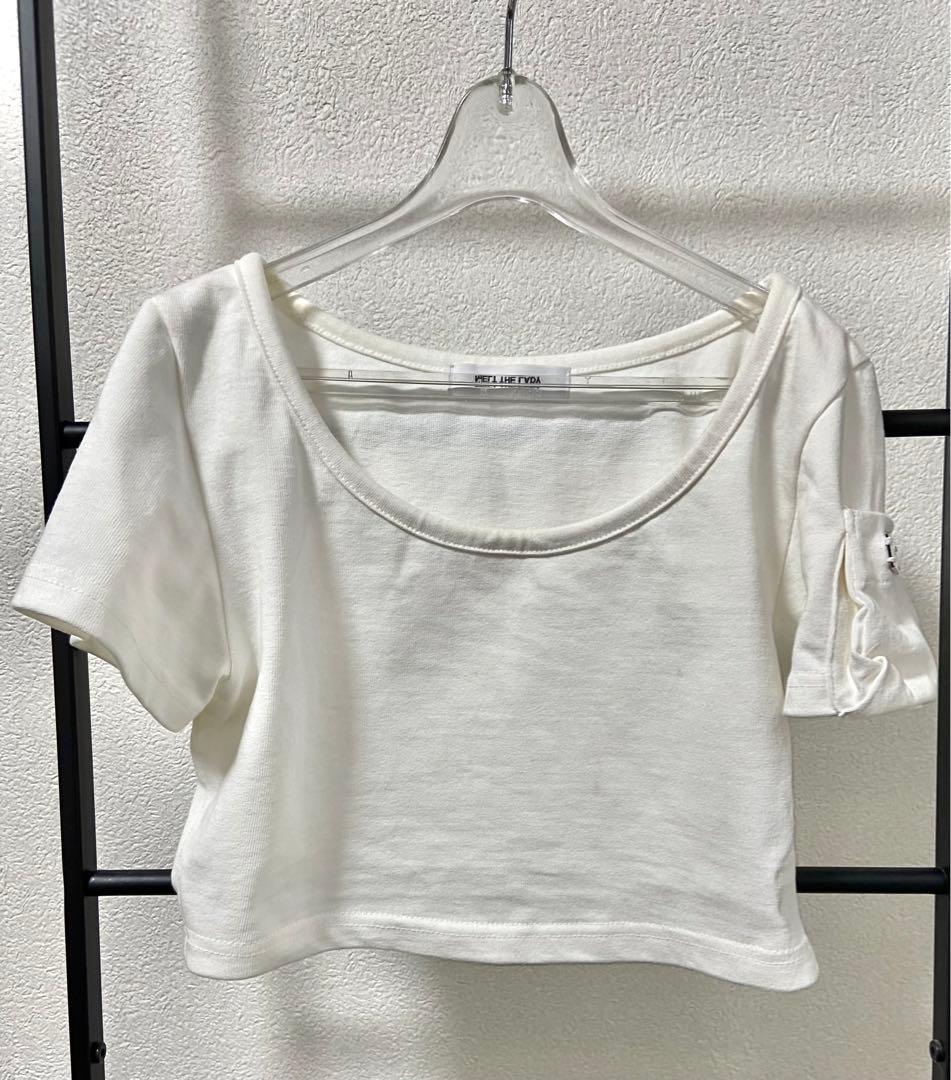 トップス pocket cropped T-shirt/melt the lady