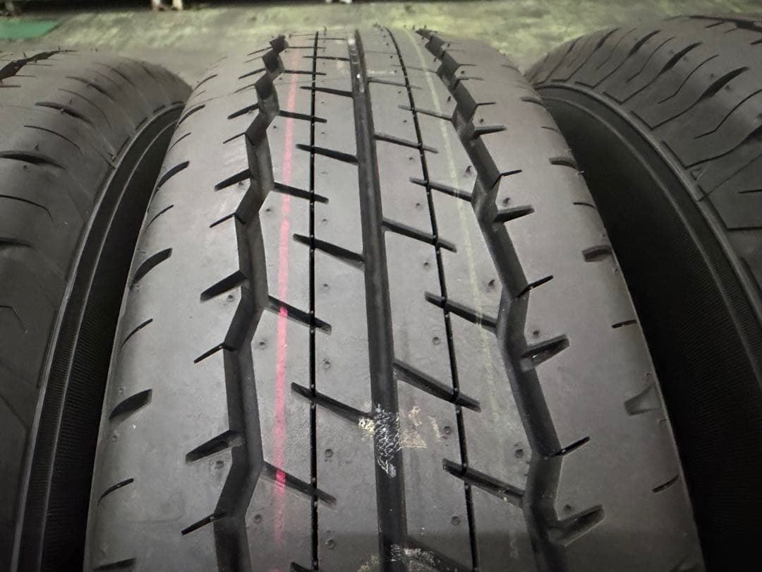 ハイエース 納車前外し SP175N 195/80r15 2025年34週