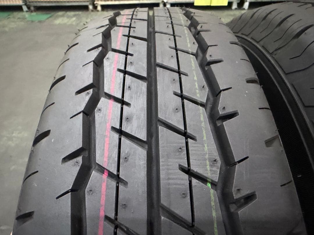ハイエース 納車前外し SP175N 195/80r15 2025年34週