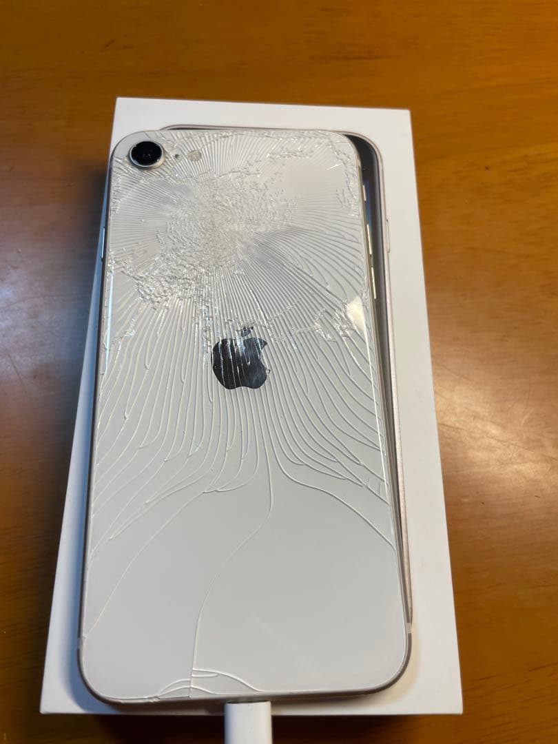 iPhone SE 第3世代　ジャンク品