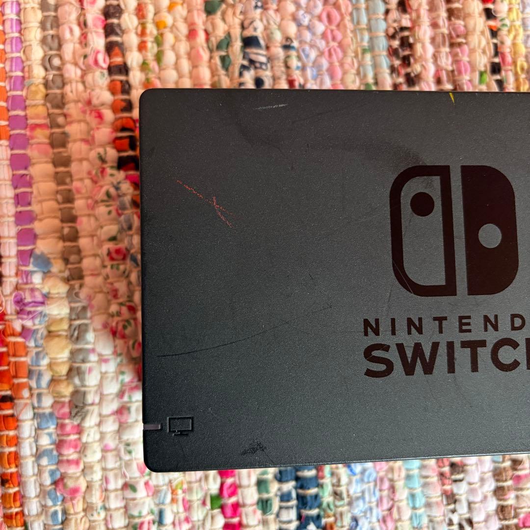 持ち運び用ケース付　Nintendo Switch 本体 赤/青 付属品あり