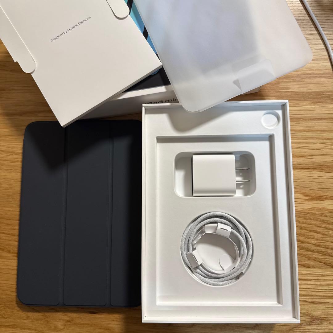 (サニー様取り置き中)iPad mini 本体 + スマートカバー + 充電器