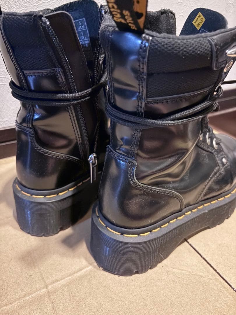 Dr.Martens 8ホールブーツ UK4