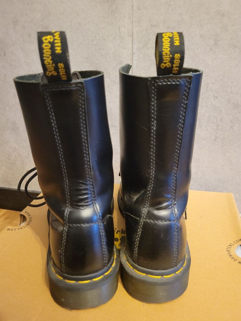 ★りい★Dr. Martens 10ホール　Uk5