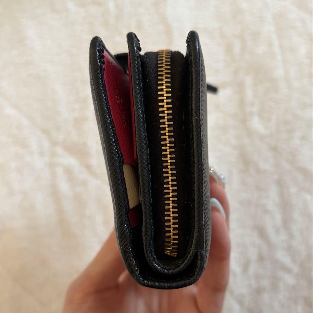 【正規品】 PRADA プラダ サフィアーノレザー 財布 黒 ハイビスカス