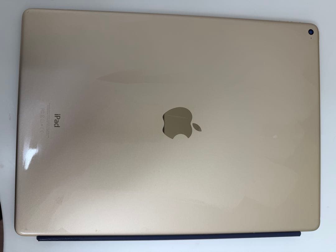 iPad Pro (12.9インチ) 32GB カバー付き