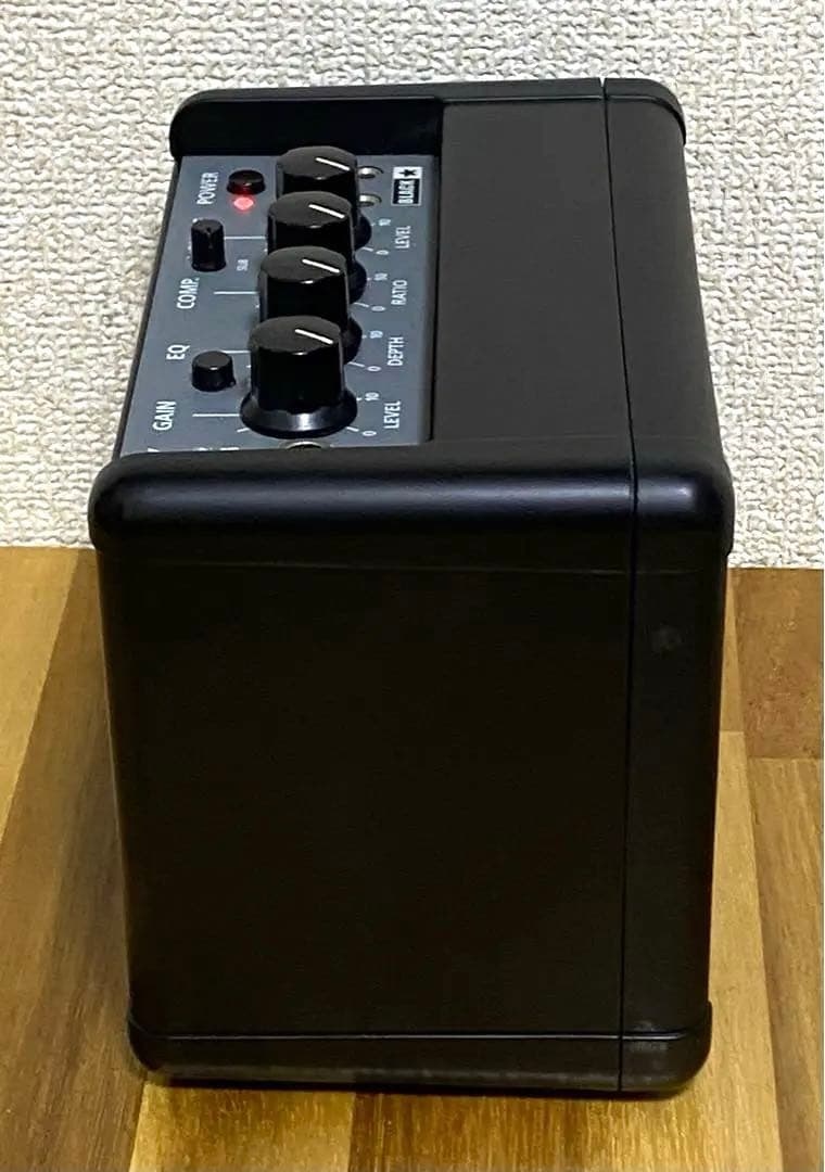 Blackstar ミニベースアンプ　FLY3 Bass