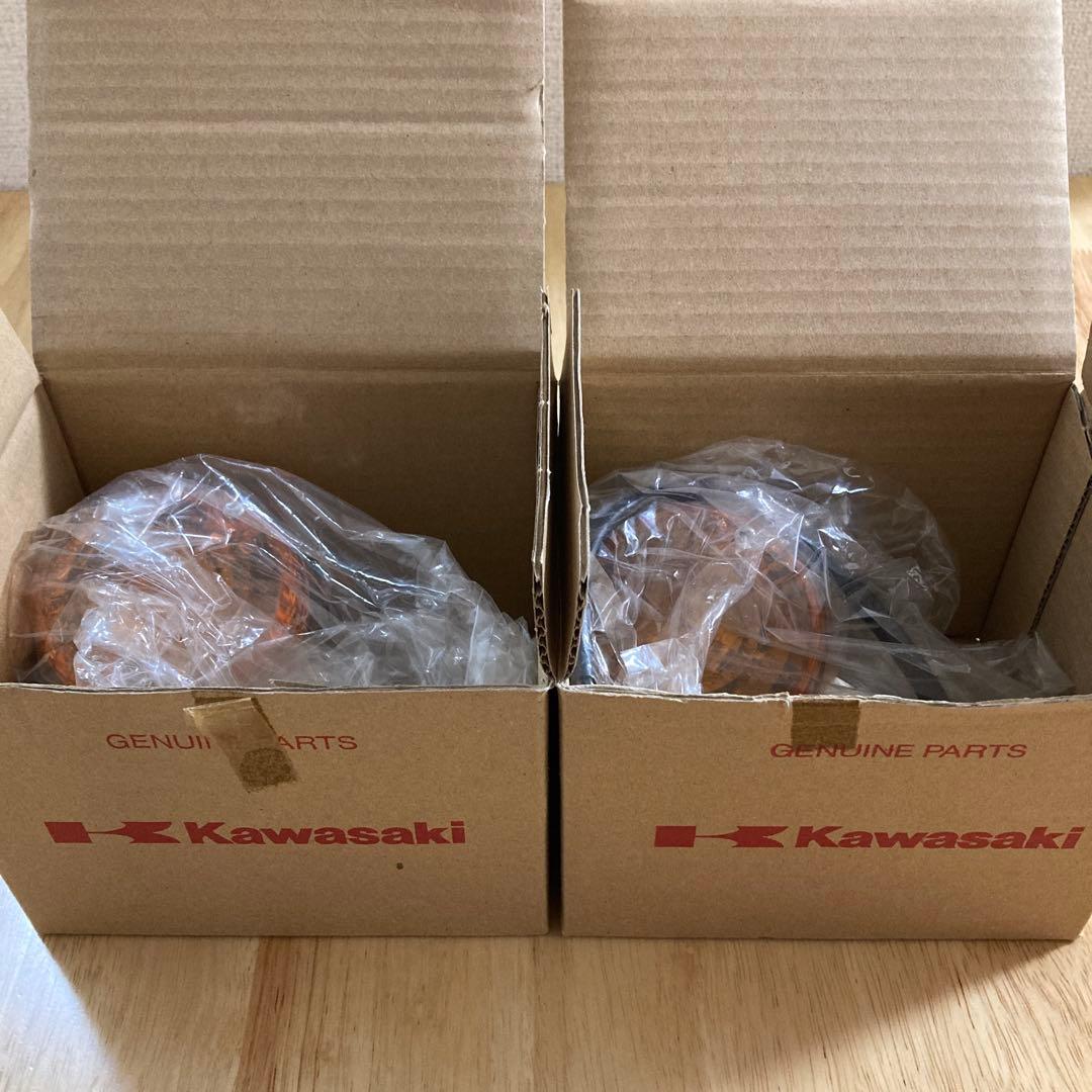Kawasaki ゼファー 純正リアウィンカー 左右セット 23037-1402