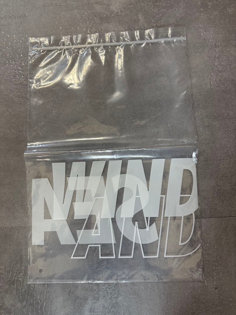 ☆送料込み☆新品未使用WINDANDSEA/Tシャツ/Lサイズ/袋付き