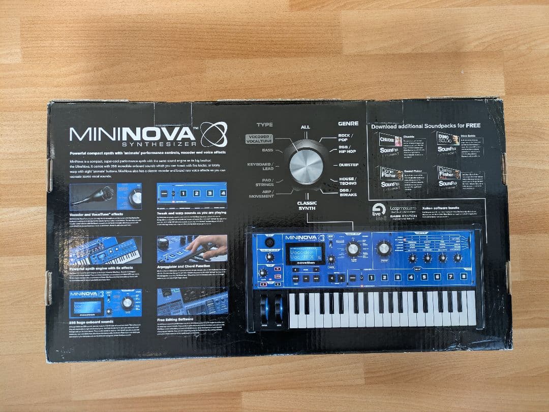 novation mininova シンセサイザー