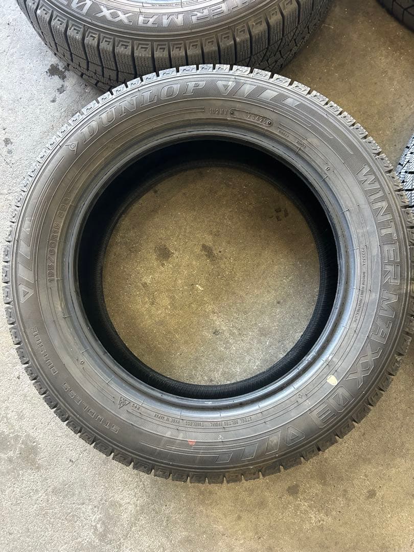 オ*ナ様 バリ溝　ダンロップ WINTER MAXX 03 195/60R16