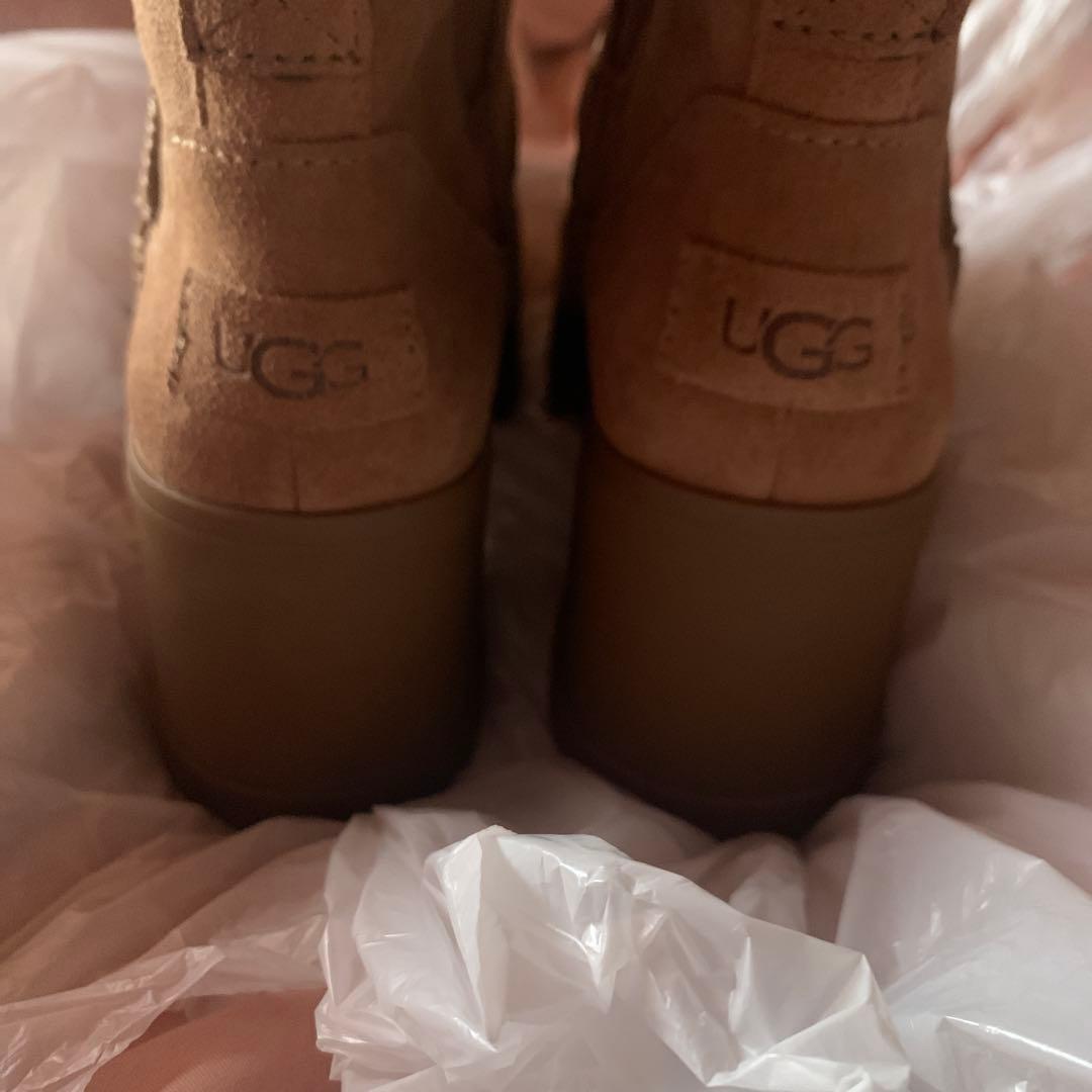 UGG モクシーチェルシー 23cm 2025年モデル キャメル