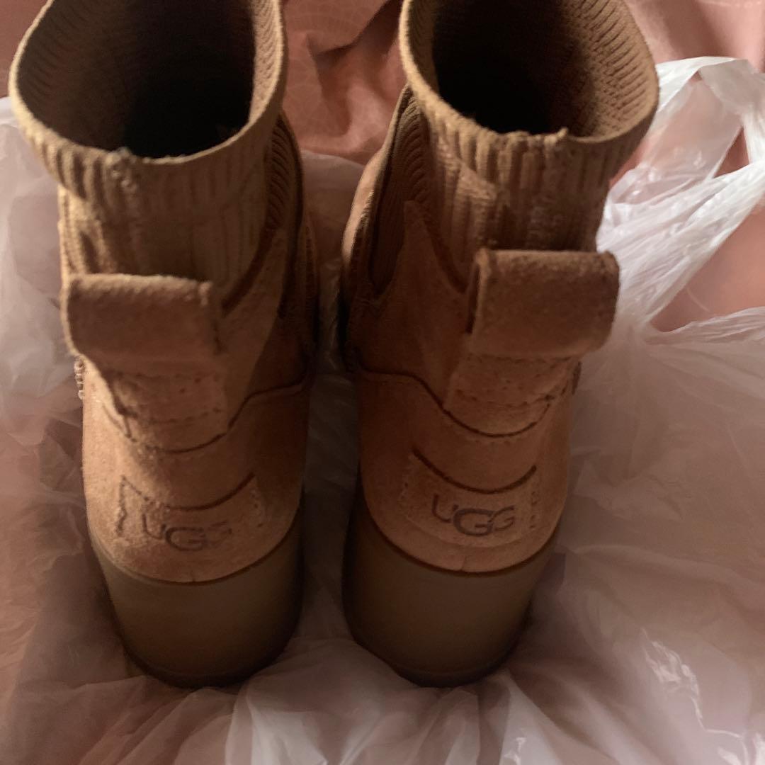 UGG モクシーチェルシー 23cm 2025年モデル キャメル