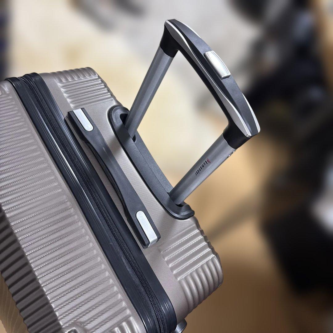 機内持ち込み不可　中サイズスーツケース66×44×27 ブロンズブラウン片道使用