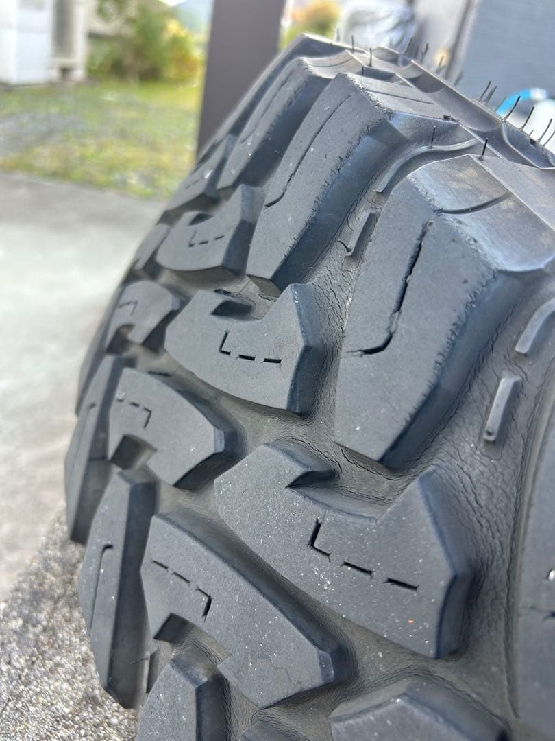 オープンカントリーMT／265 70 17／ハイラックス純正ホイール4本引取限定