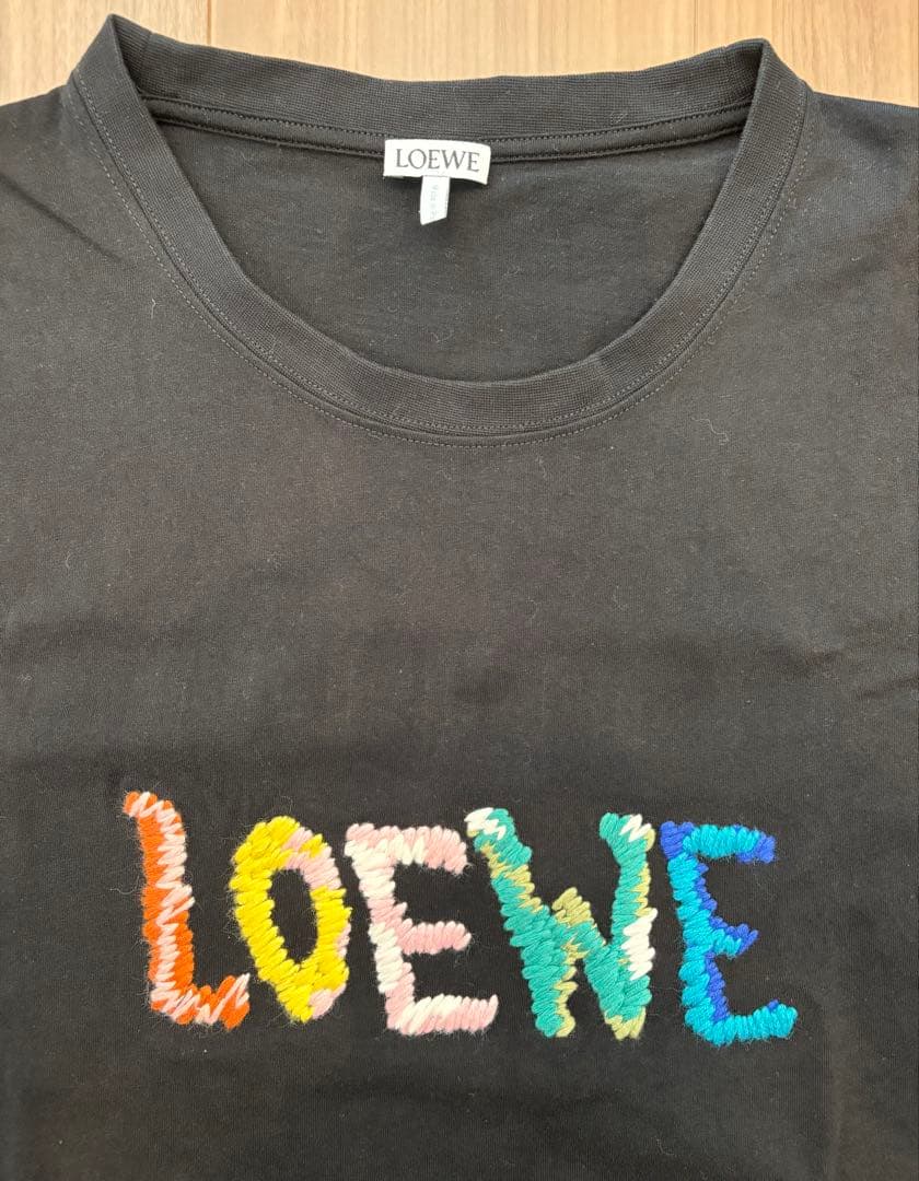 LOEWE ロエベ ブラック Tシャツ ロゴ刺繍