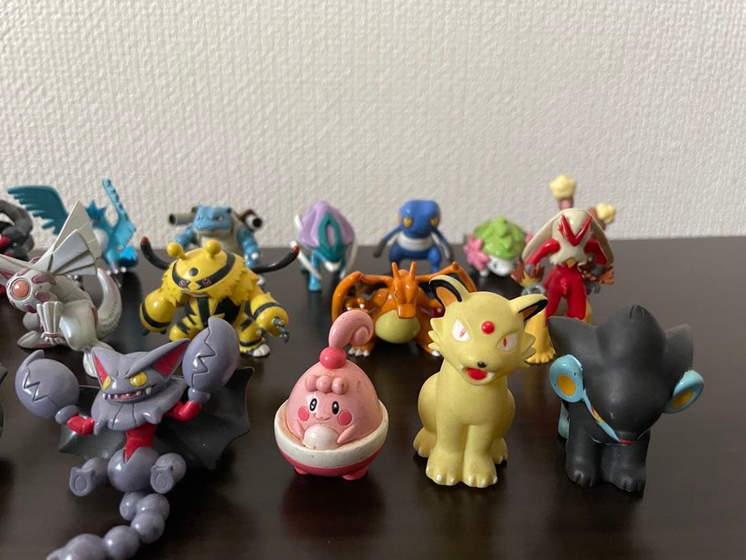 d*9様 ポケモン フィギュア モンコレ