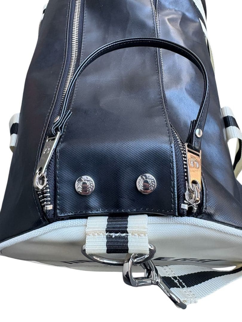 【完売品】FRED PERRY フレッドペリー　ボストンバック　ドラムバッグ