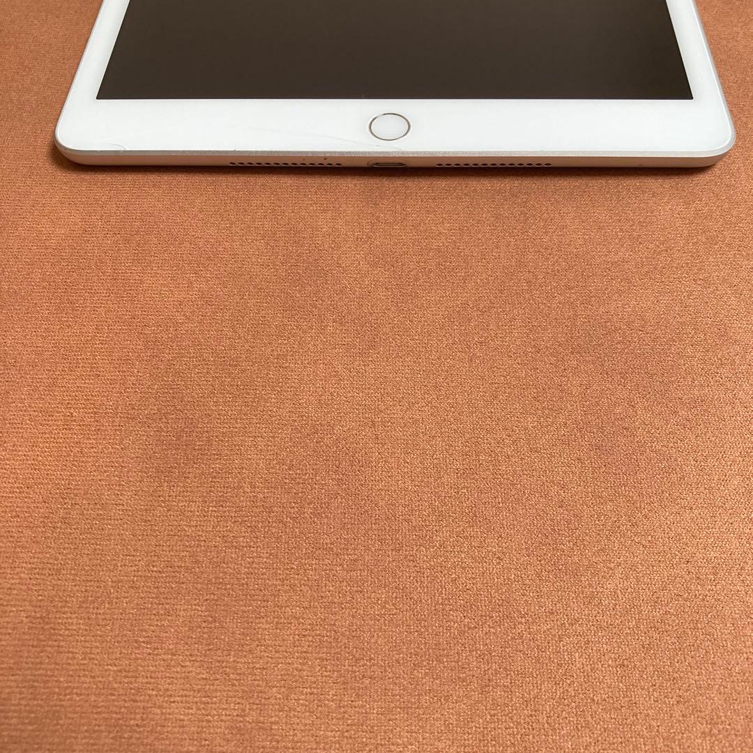 558【早い者勝ち】iPad8 第8世代 32GB WIFIモデル☆
