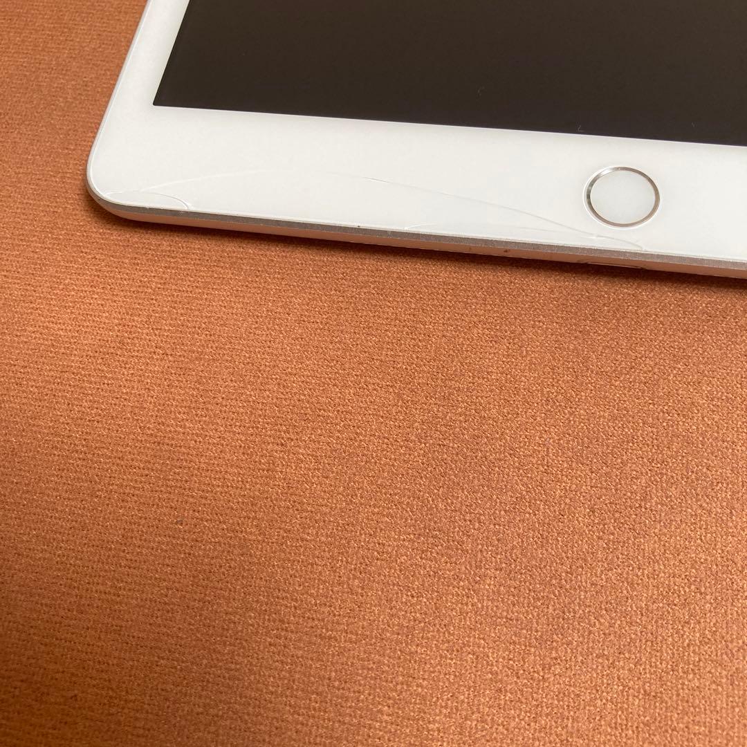 558【早い者勝ち】iPad8 第8世代 32GB WIFIモデル☆