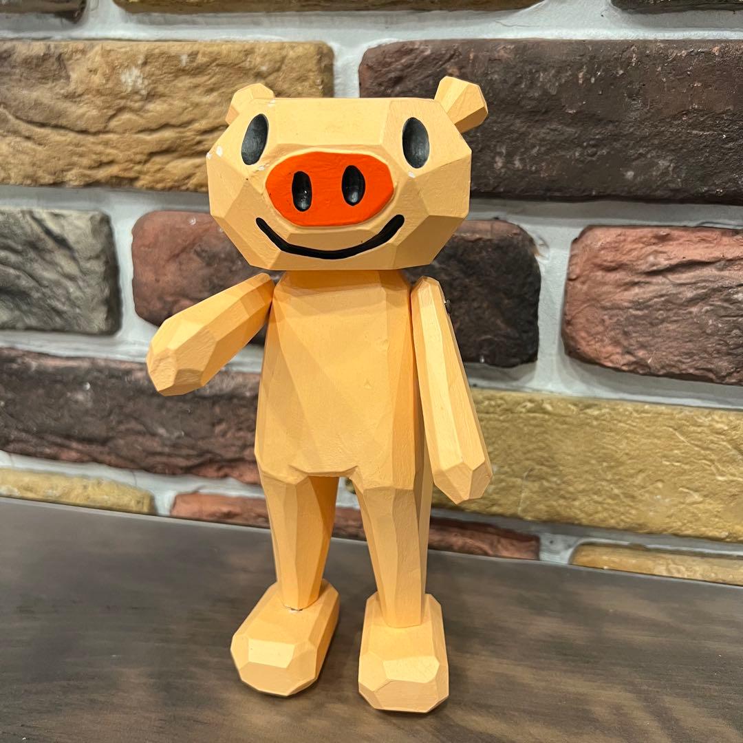 ムラバヤシケンジ wood carving art 木彫アート のらくろ？ぶた
