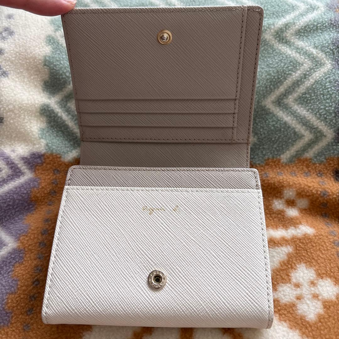 agnis b. 二つ折り財布
