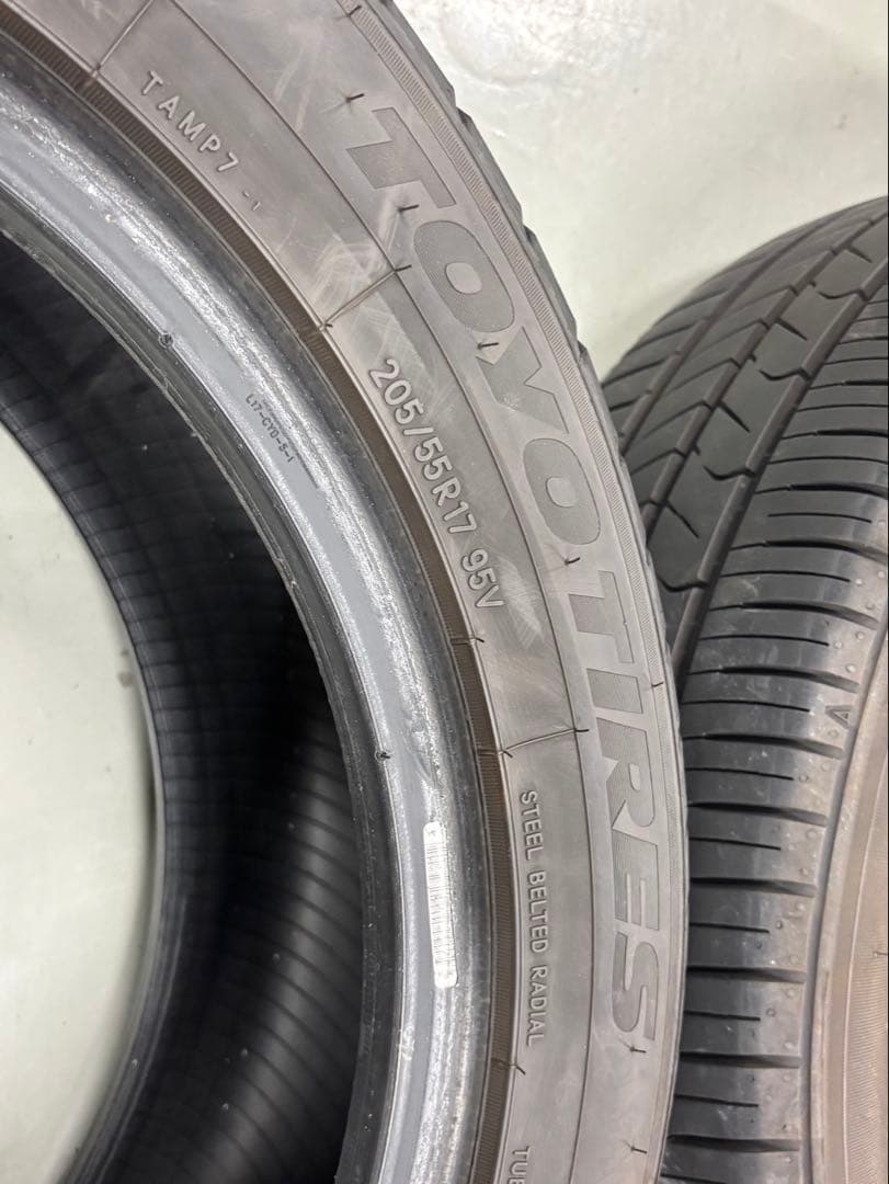 205/55R17 4本セット　トーヨー　トランパス　24年製造