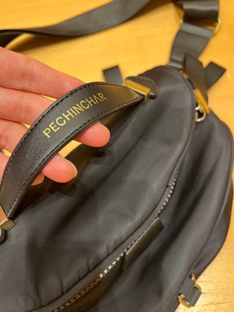 PECHINCHAR ブラック ボディバッグ