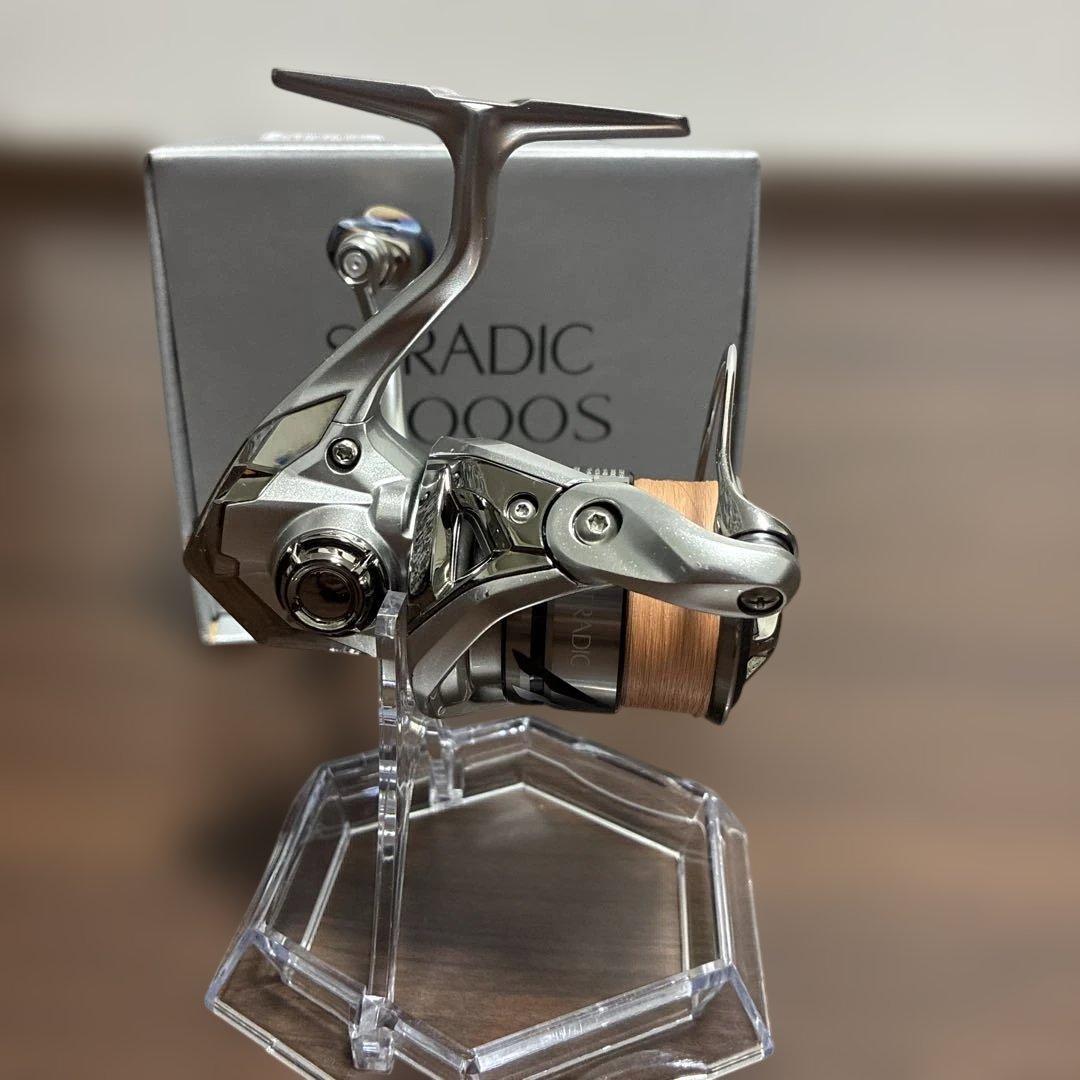 SHIMANO STRADIC C2000S スピニングリール