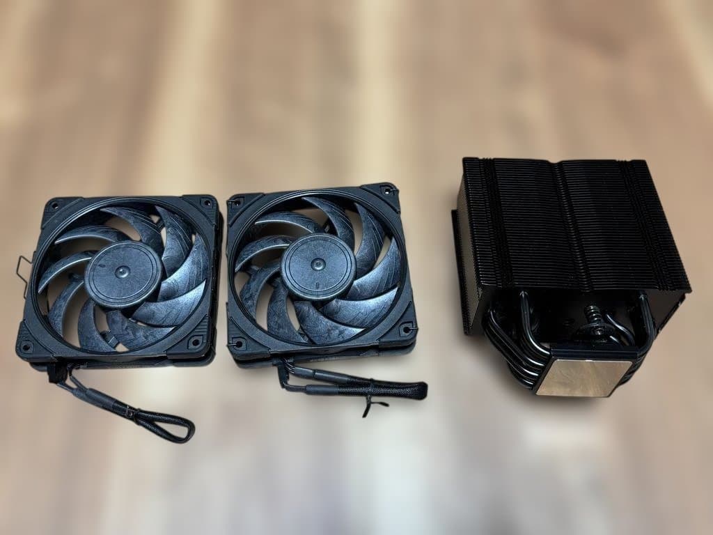 PC用ファン・クーラー NOCTUA NH-U12A chromax.black