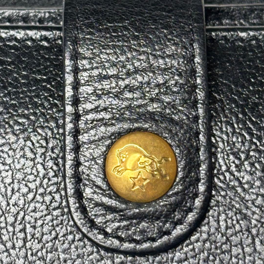 IL BISONTE イルビゾンテ 二つ折り財布 黒 ラウンドジップ 金ボタン